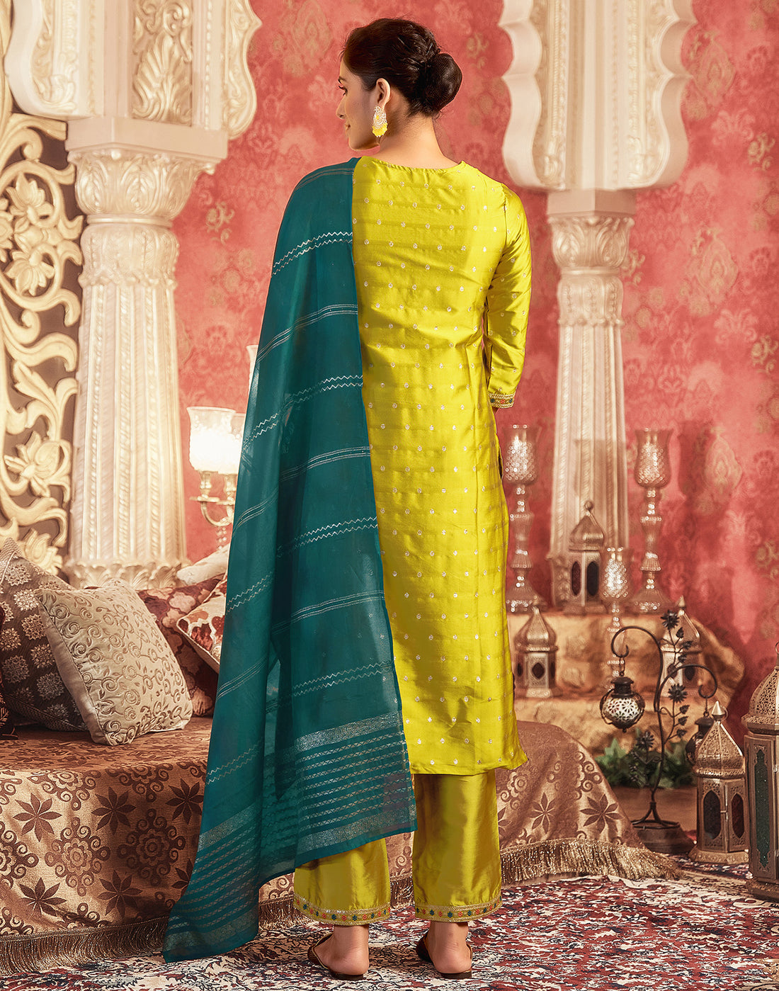 Yellow Jacquard Silk Kurta Pant Set with Woven Design Dupatta